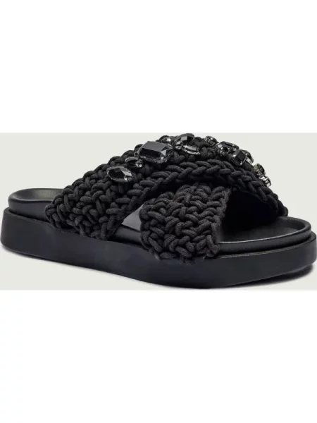 Inuikii papucs Woven Stones női platformos fekete