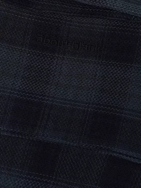 Карирана риза Aboutblank черно