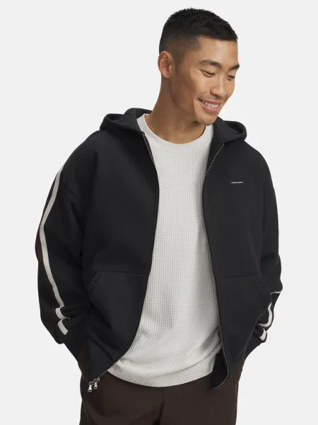 Суитчър Under Armour черно