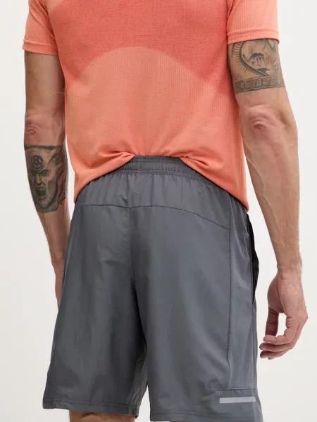 Спортивные шорты Under Armour