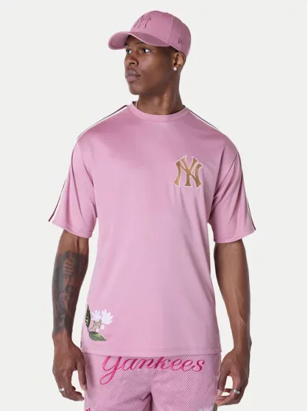 Футболка New Era в цветочек розовая