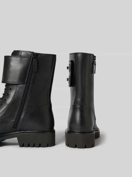 Kozaki sznurowane z detalem z logo Tory Burch czarne