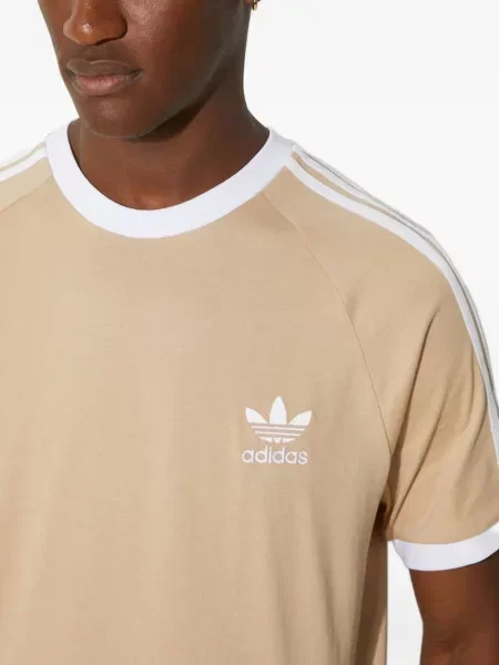 Prugaste kratke hlače Adidas crna