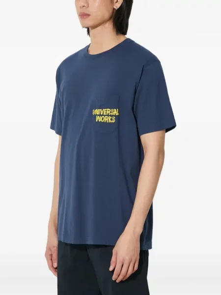 Tricou Universal Works cu imagine albastru