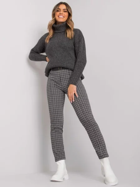 Pantaloni Fashionhunters negru