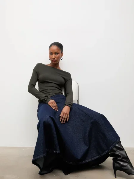 Answear.LAB spódnica jeansowa granatowy maxi rozkloszowana