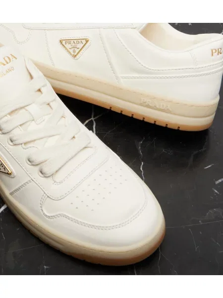 Sneakerși Prada din piele alb
