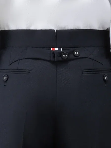 Pantaloni scurți Thom Browne din țesătură twill negru