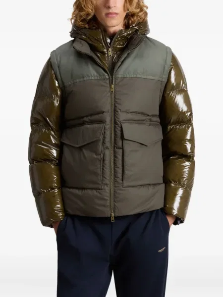 Geacă cu puf Woolrich verde
