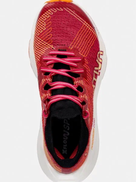Треккинговые ботинки La Sportiva