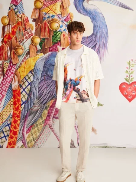 Тениска Medicine с десен бежово