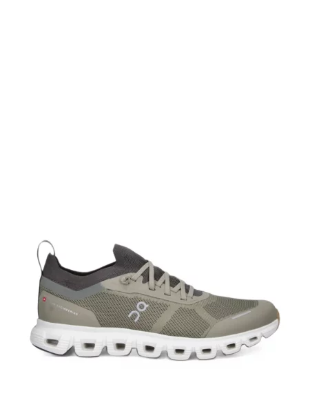 Sneakerși On