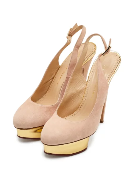 Platform talpú körömcipő Charlotte Olympia