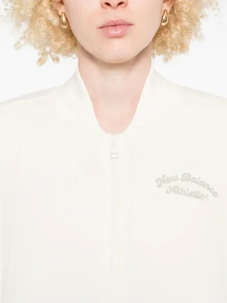 Pantaloni New Balance cu broderie alb