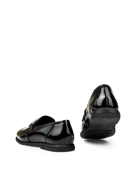 Кожаные лаковые лоферы Alex Bell черные