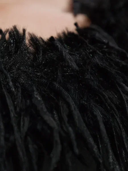Top Misbhv cu pene negru