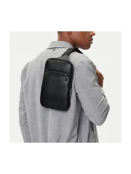 Crossbody táska Armani Exchange fekete