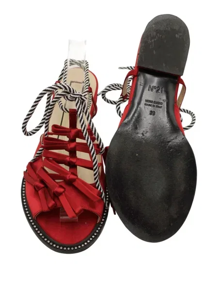 Сандали N°21 с панделка червено
