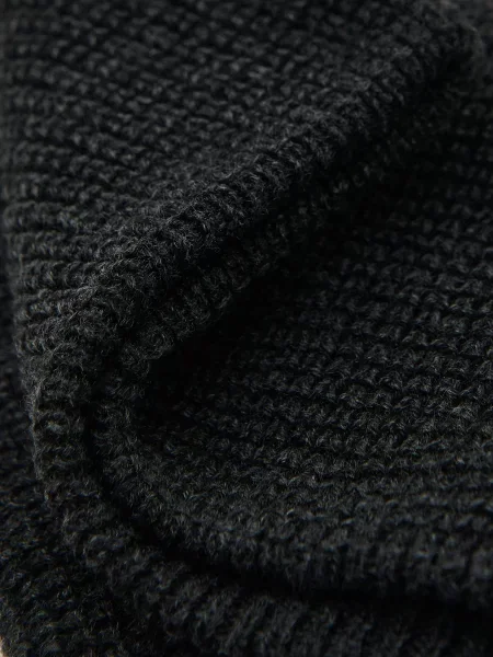 Шапка Reserved серая