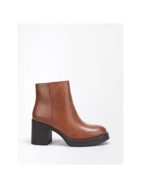 Pantofi La Modeuse maro
