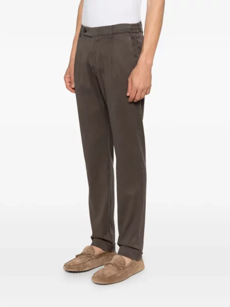 Pantaloni Berwich plisate maro