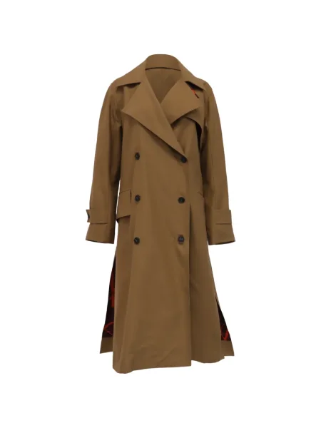 Trenci Victoria Beckham cu două rânduri de nasturi