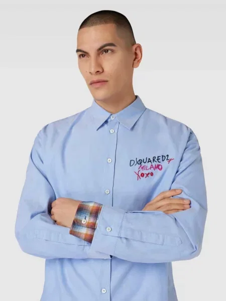 Koszula casualowa o kroju regular fit z kołnierzykiem typu kent Dsquared2