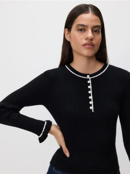 Reserved Джемпер з трикотажу в рубчик чорний