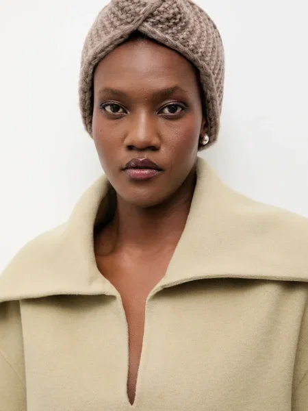 Вълнена шапка Answear.lab бежово