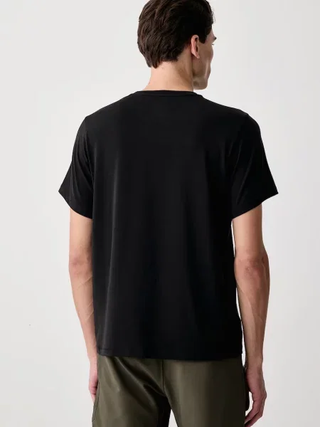 The North Face longsleeve Adventure czarna