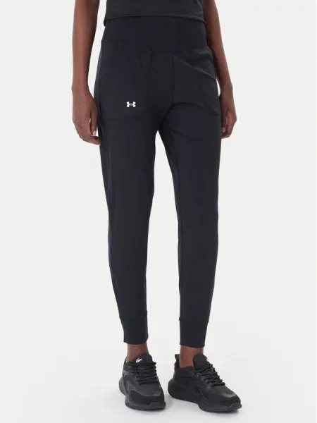 Under Armour Spodnie dresowe Motion czarny