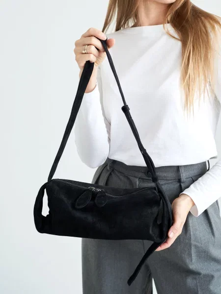 WeLassie Сумка shkrqna-zamsheva-zhnocha-sumka-mej-chornij Шкіра чорний