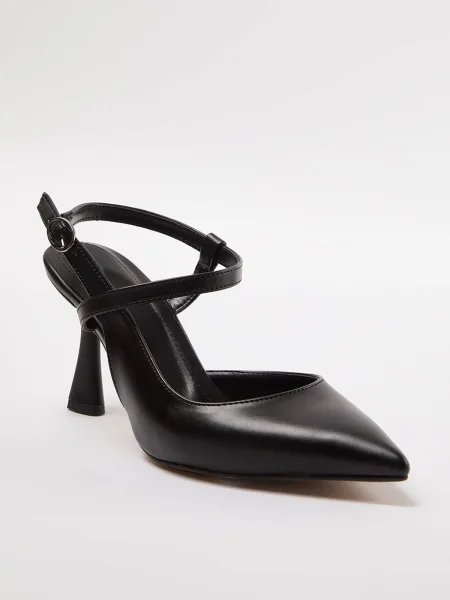 Trendyol Pumps negru