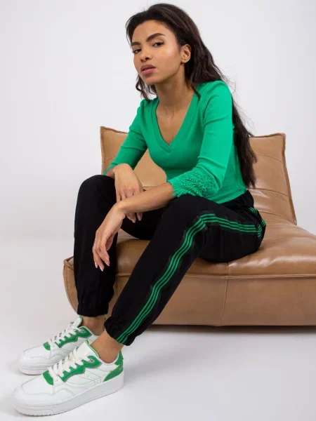 Bluză Fashionhunters cu dungi verde