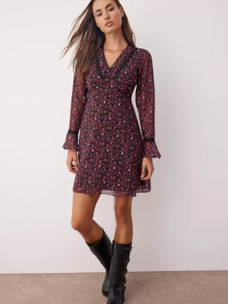 Trendyol Rochie roșu burgundy / negru alb