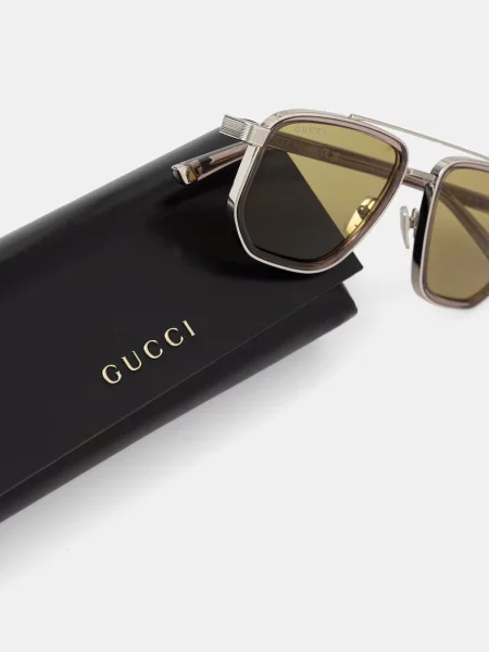 Солнцезащитные очки Gucci