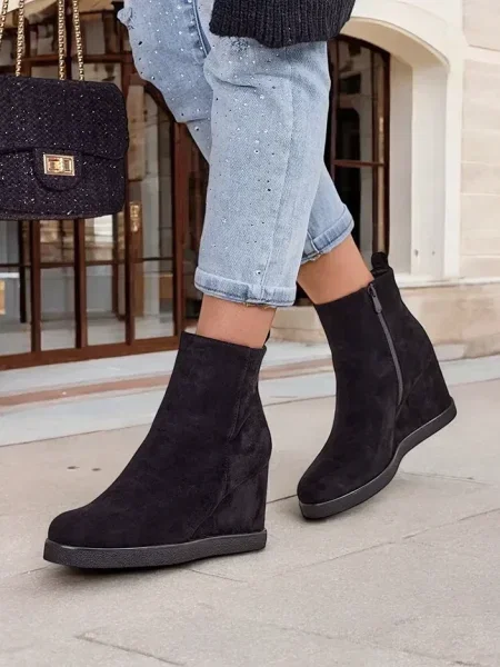 Botine Resti cu pană negru