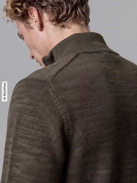 Sweter Selected