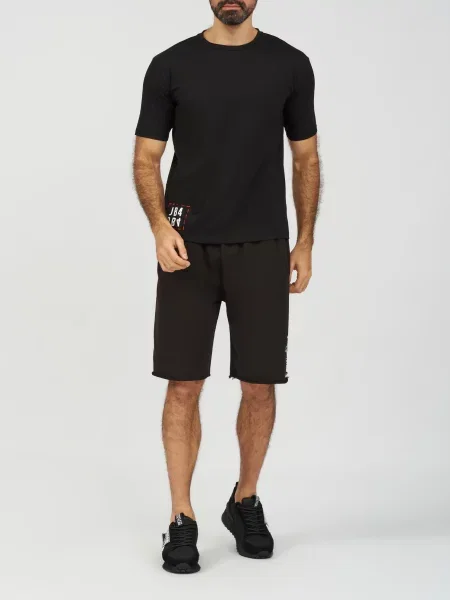 Футболка J.b4 Just Before чорна