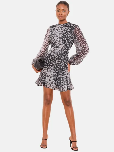 Lipsy Rochie bej deschis negru