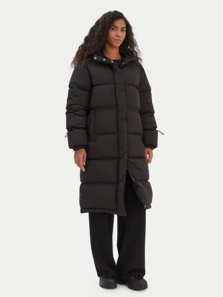 Lacoste Geacă de iarnă negru