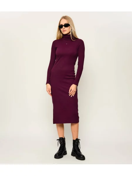 Tommy Jeans Kötött ruha Bodycon lila