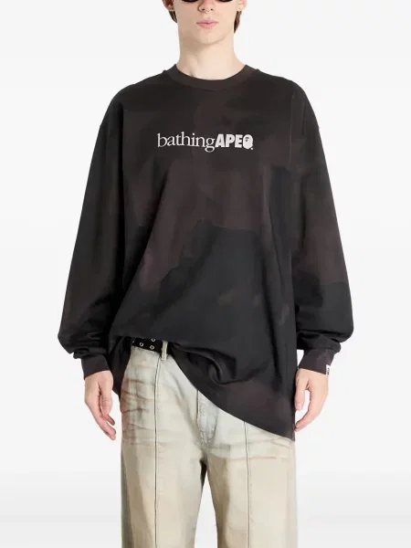 Дълго тениска A Bathing Ape® с принт с tie-dye ефект черно