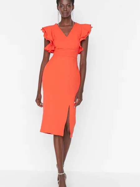 Rochie Trendyol cu volane roșu