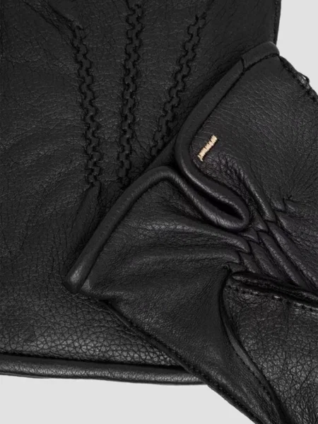 Кожаные перчатки Boss черные