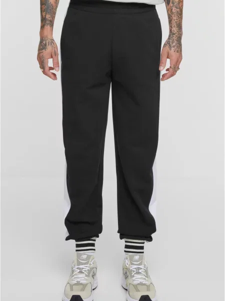 Retro běžecké kalhoty Urban Classics černé