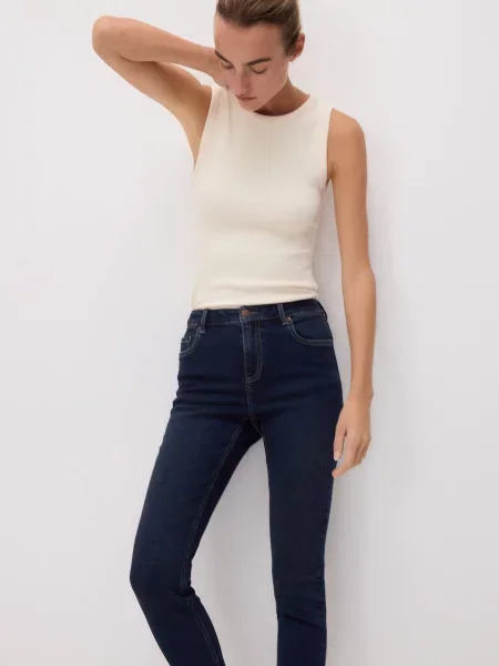 Reserved Джинси slim fit із подовженими штанинами темно-синій сині