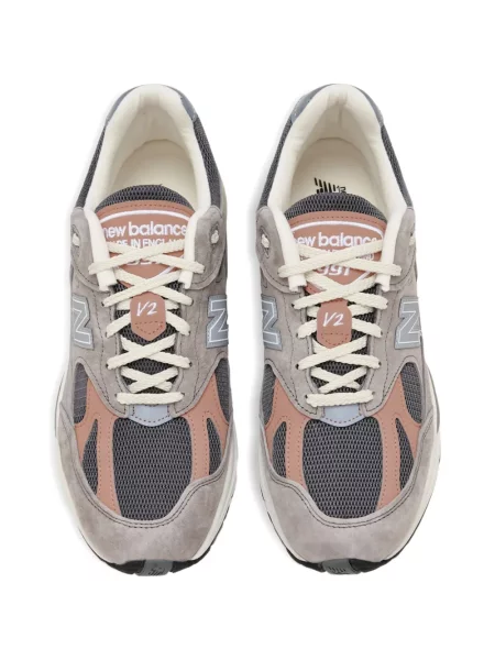 Șapcă New Balance cu broderie cu buline cu perforații gri