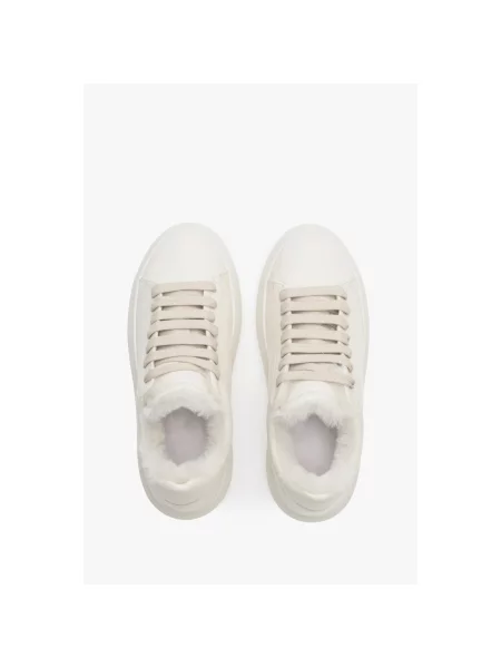 Зимові кеди шкіряні молочні Estro білі