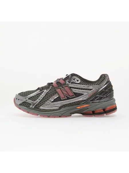 Sneakers New Balance Dark Silver Metallic/ Rosewood EUR 44 argintiu